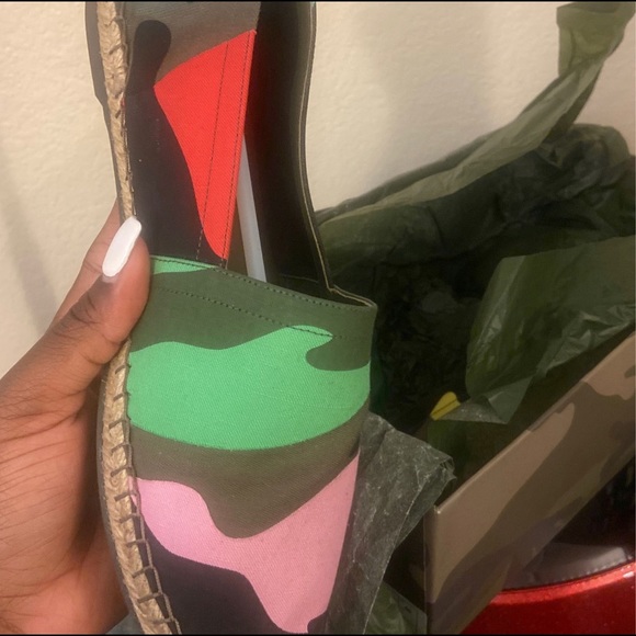 Valentino Slip on shoes - Picture 3 of 5